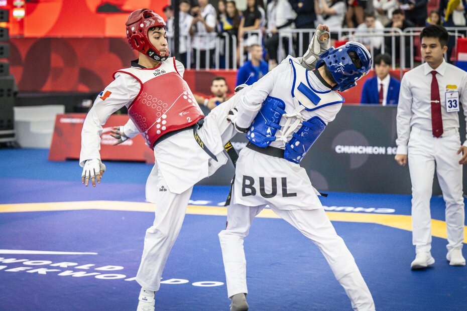 Le groupe des pratiquants de la Poissy Taekwondo Académie